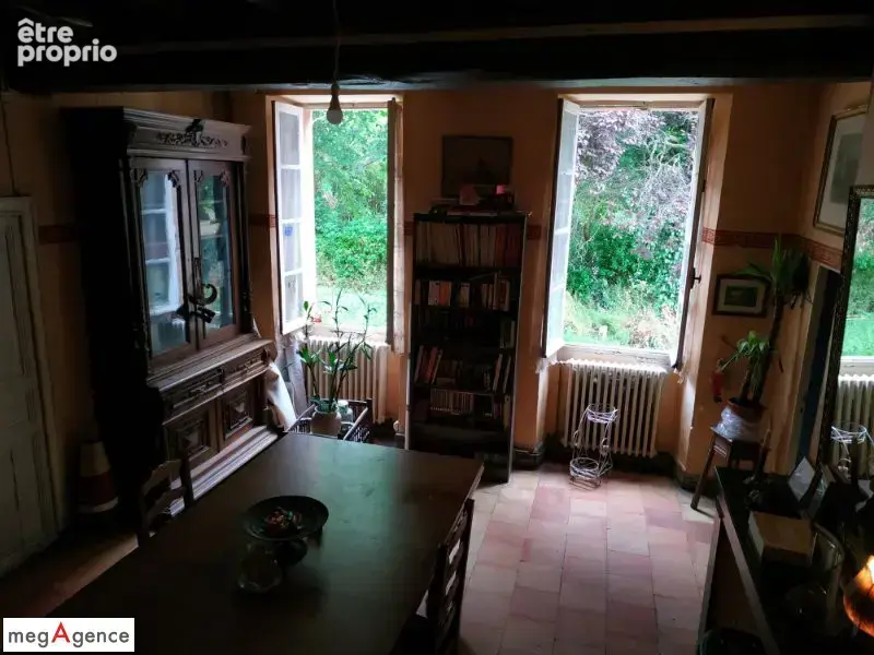 Maison de caractère 9 pièces à rénover plus dépendance sur 6000 m² de terrain - photo 10