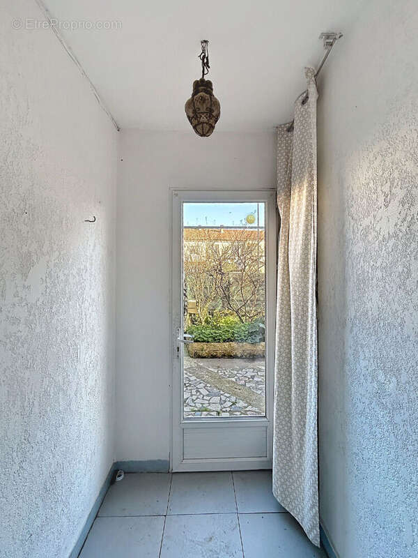 Maison à SORGUES