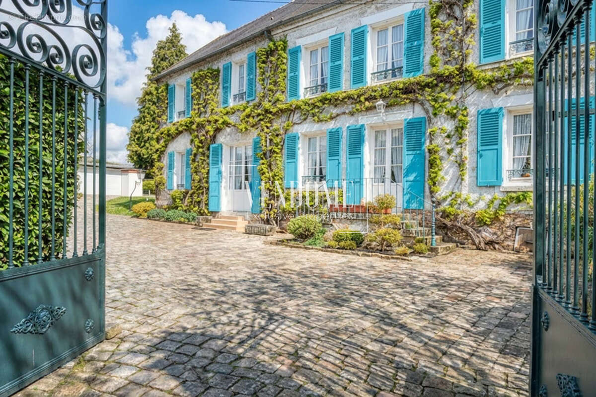 Maison à GOUVERNES