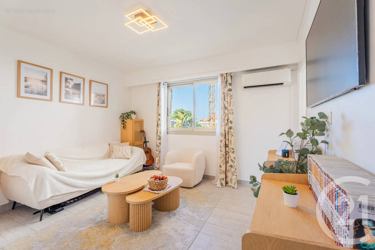 Appartement à BEAULIEU-SUR-MER