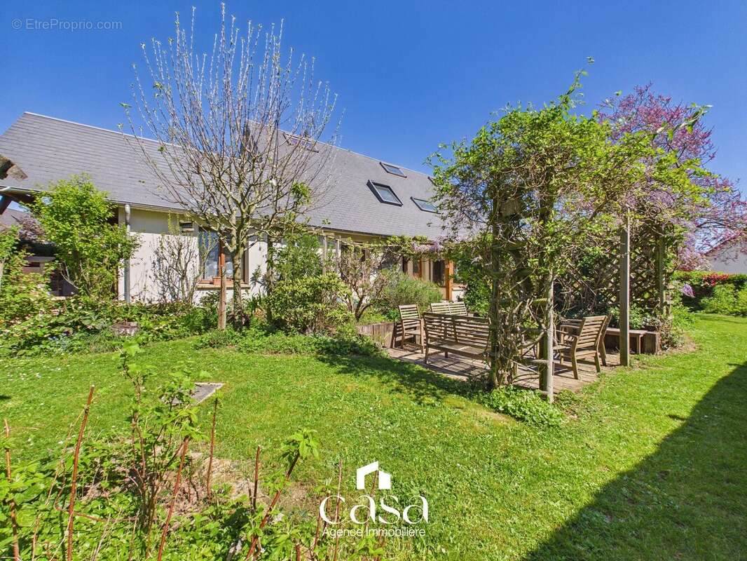 Maison à BRETTEVILLE-SUR-ODON