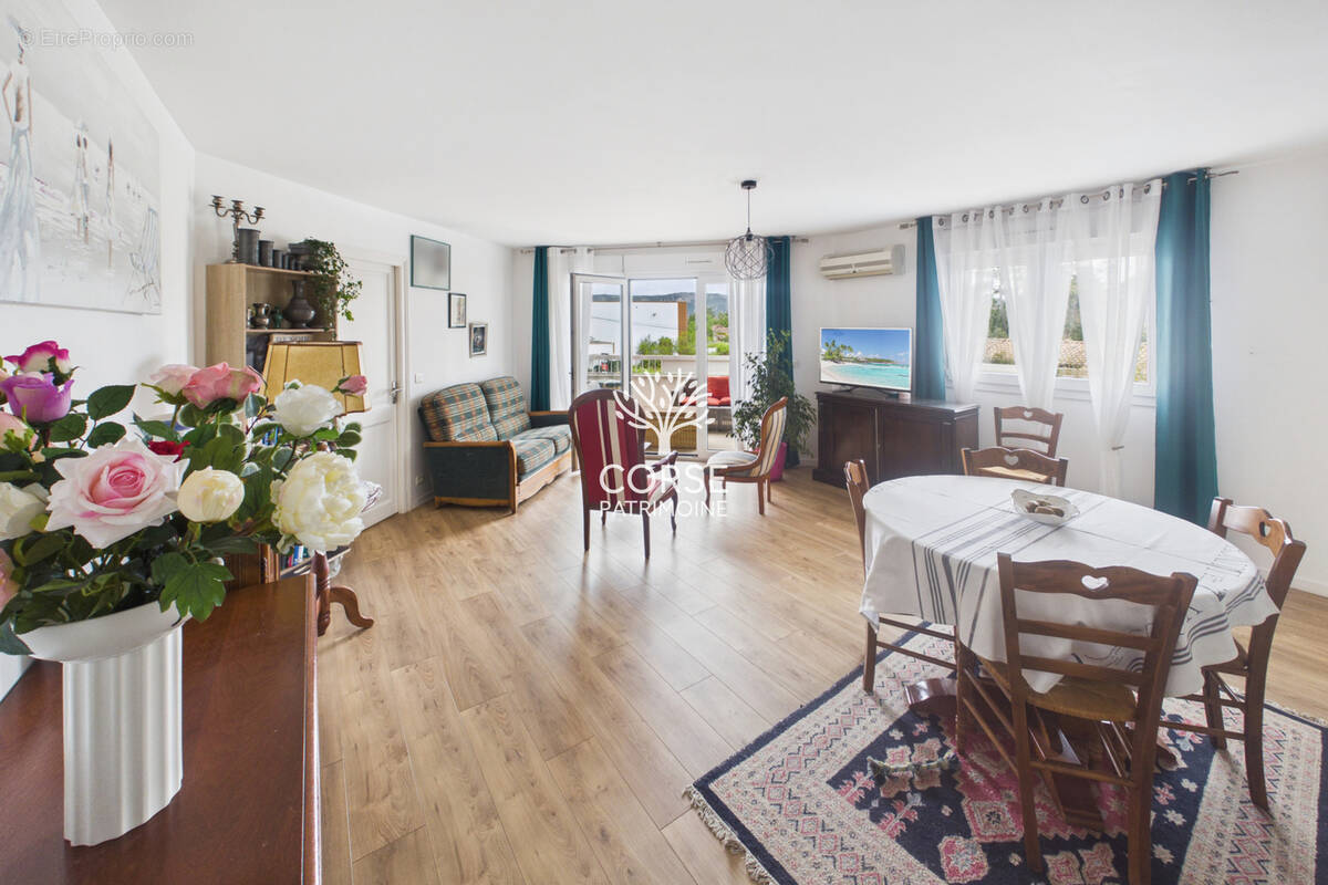 Appartement à PORTO-VECCHIO