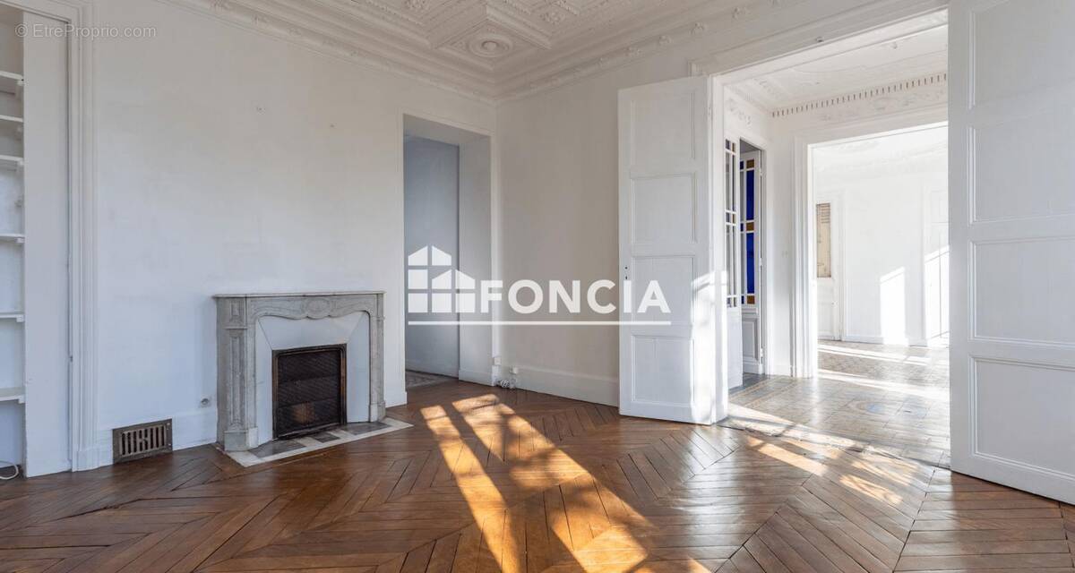 Maison à BOURG-LA-REINE