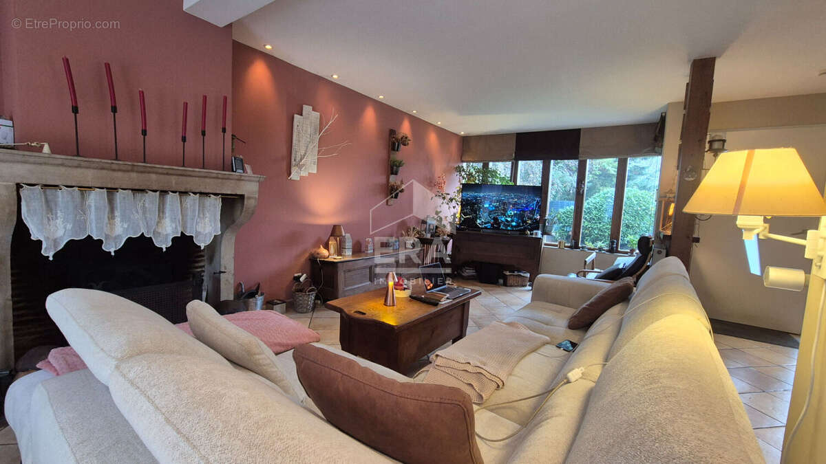 Maison à BRIE-COMTE-ROBERT