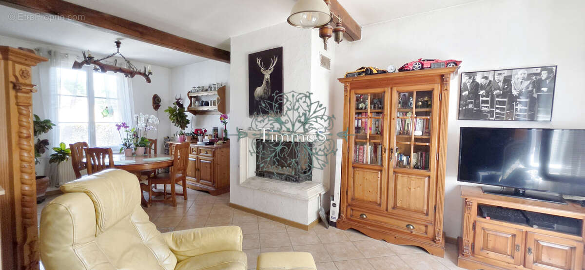 Maison à ESCHES