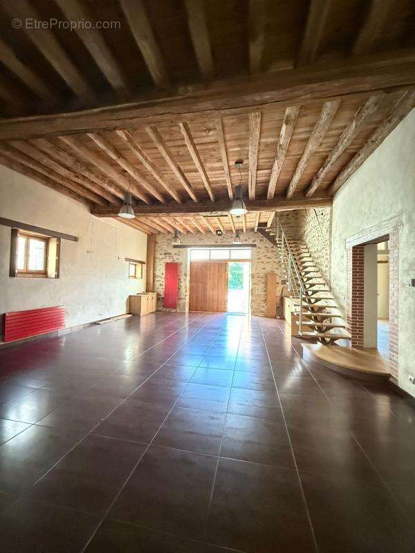 Dun le palestel superbe grange renovee avec gout a usage d'habitation et de garage - photo 20