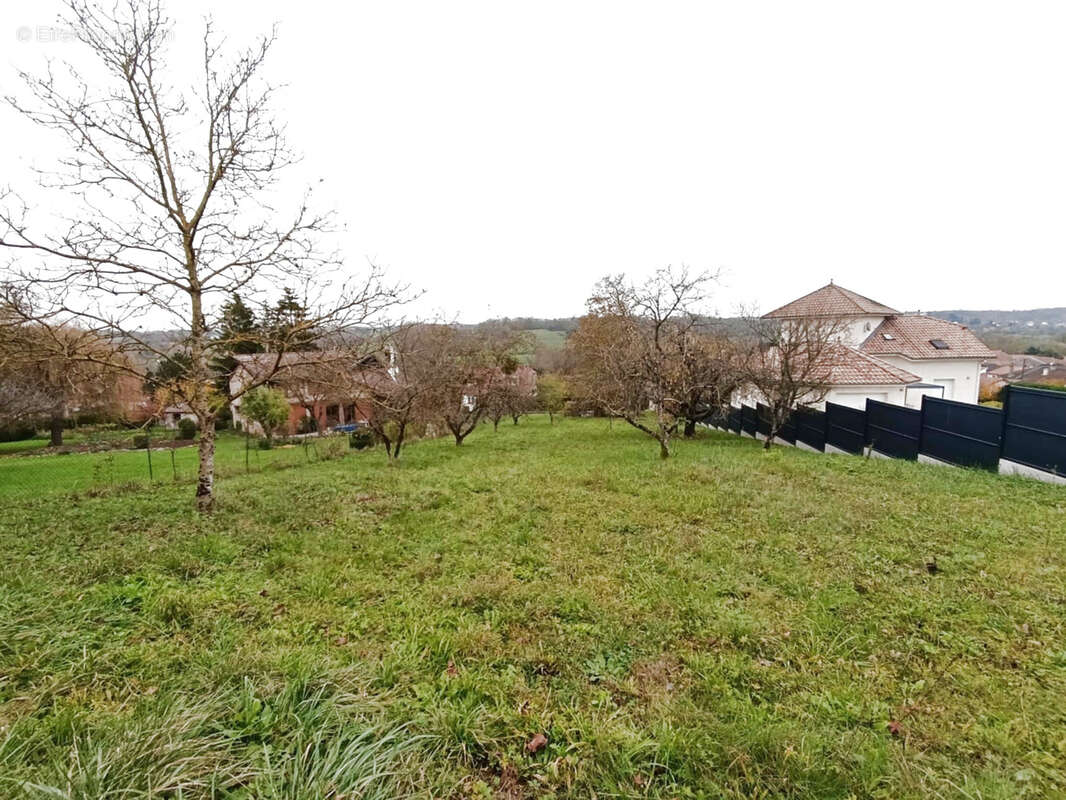 Terrain à PIERREVILLE