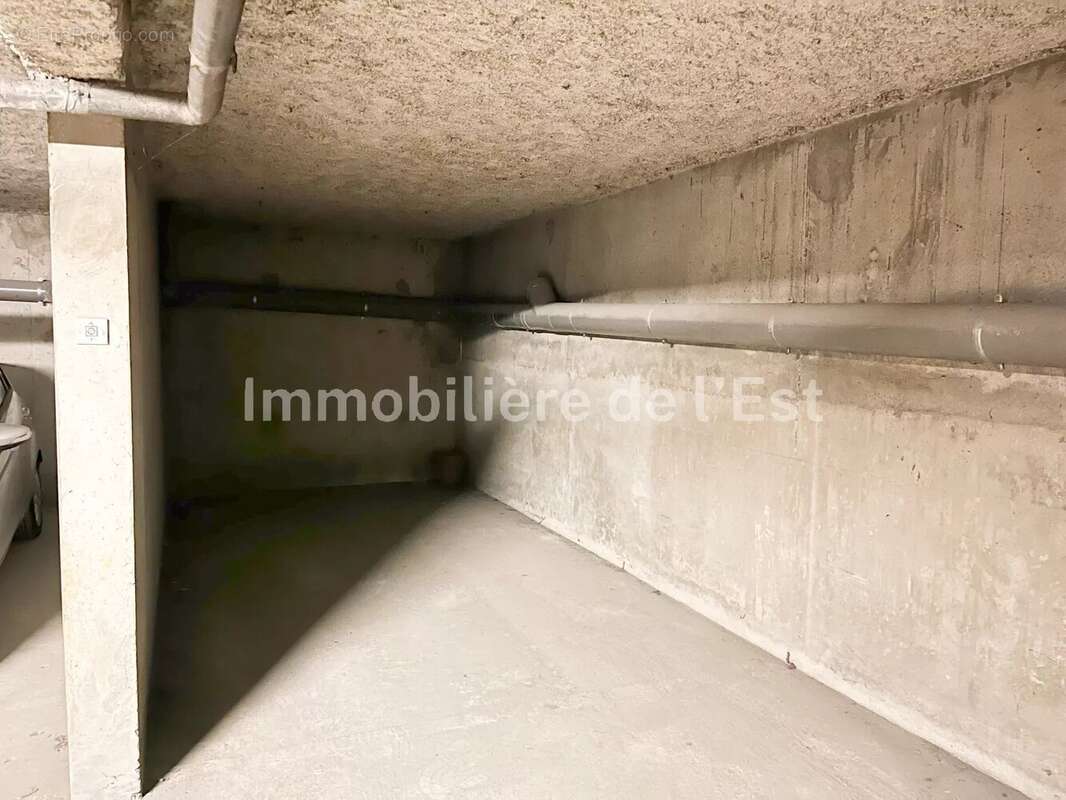 Parking à VILLEURBANNE