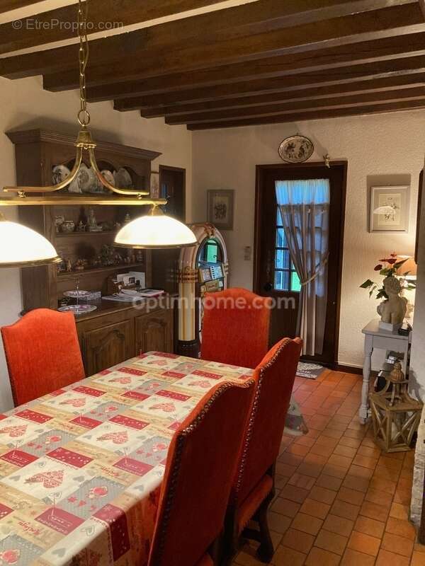 Maison à BONNEVILLE-LA-LOUVET