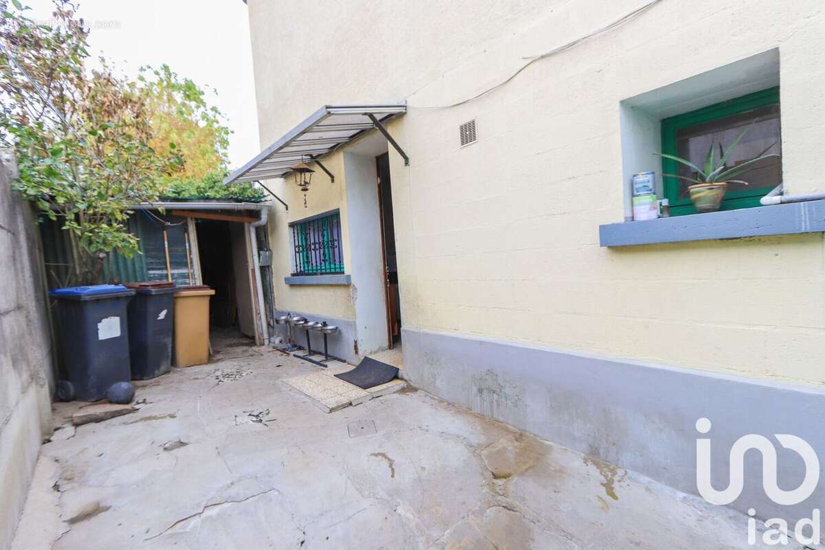 Photo 2 - Maison à VARREDDES