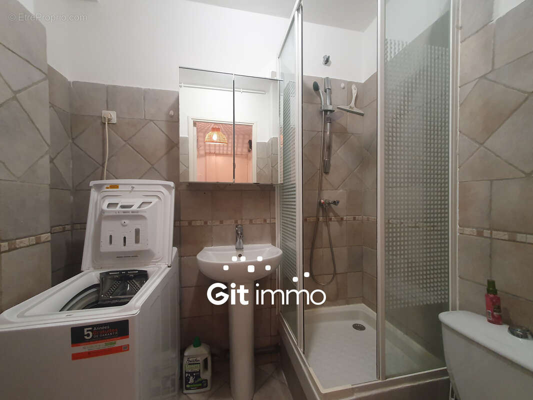 Appartement à MARSEILLE-9E