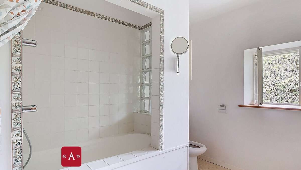 Maison à LISLE-SUR-TARN