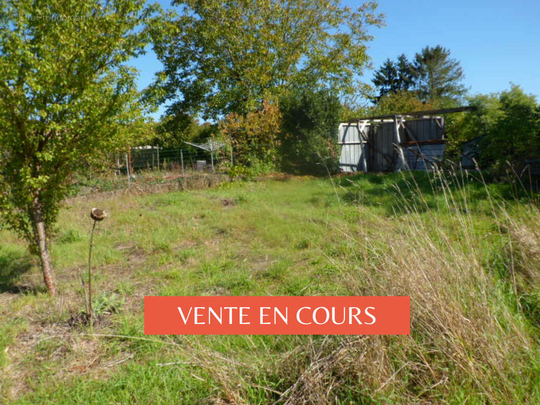 Terrain à POUZAUGES