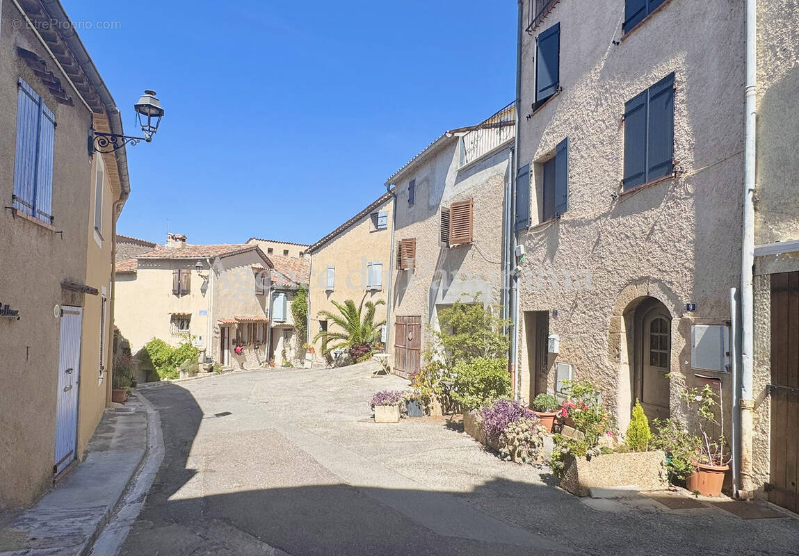 Appartement à CABRIS