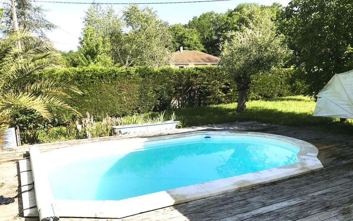 Maison à LOUBIENG