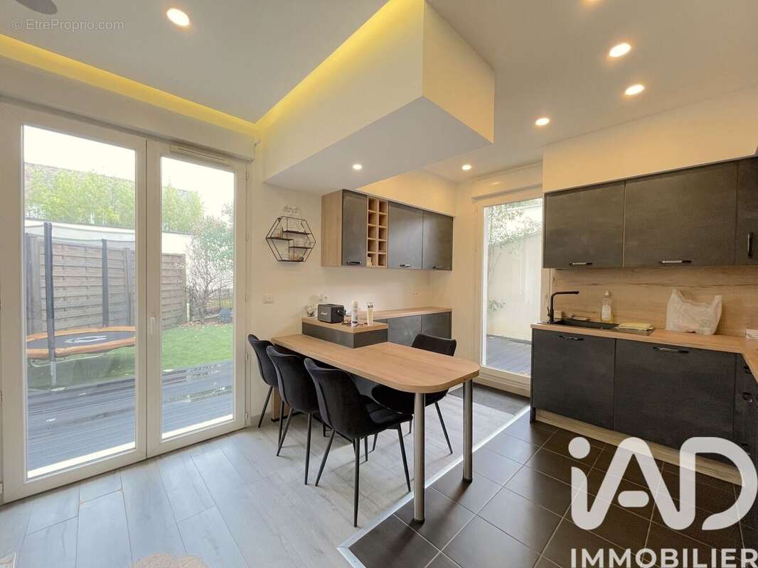 Photo 5 - Appartement à VIGNEUX-SUR-SEINE