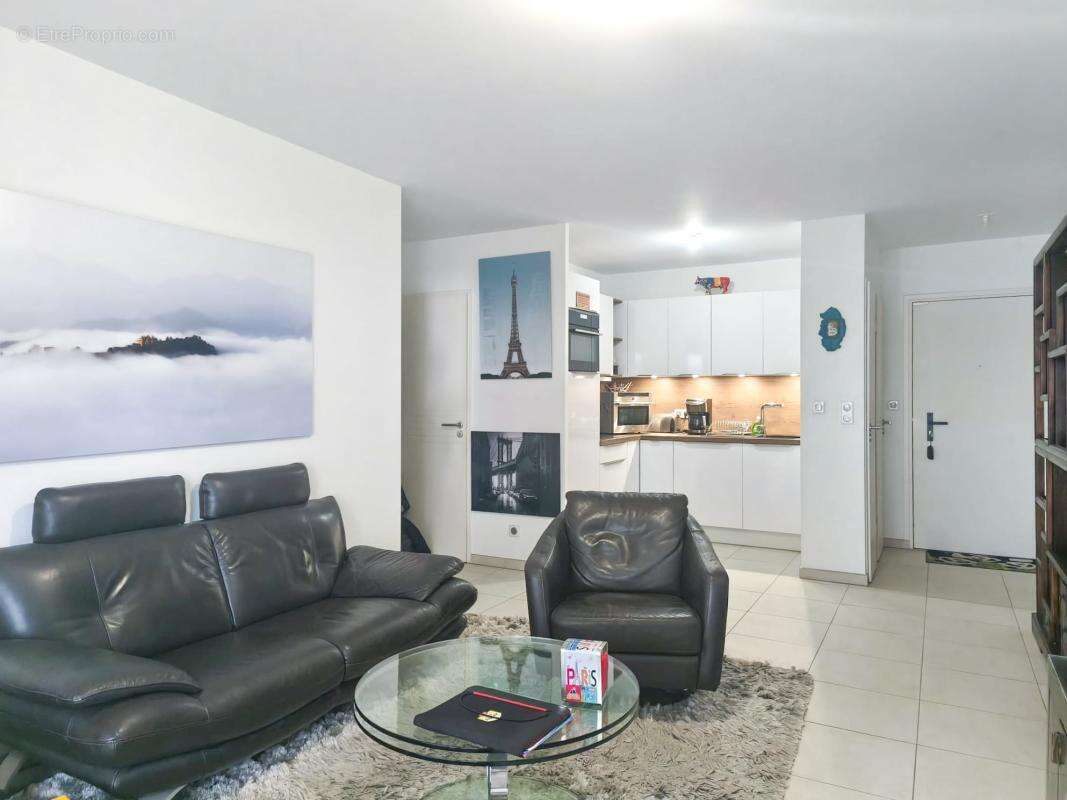 Appartement à CASTELNAU-LE-LEZ