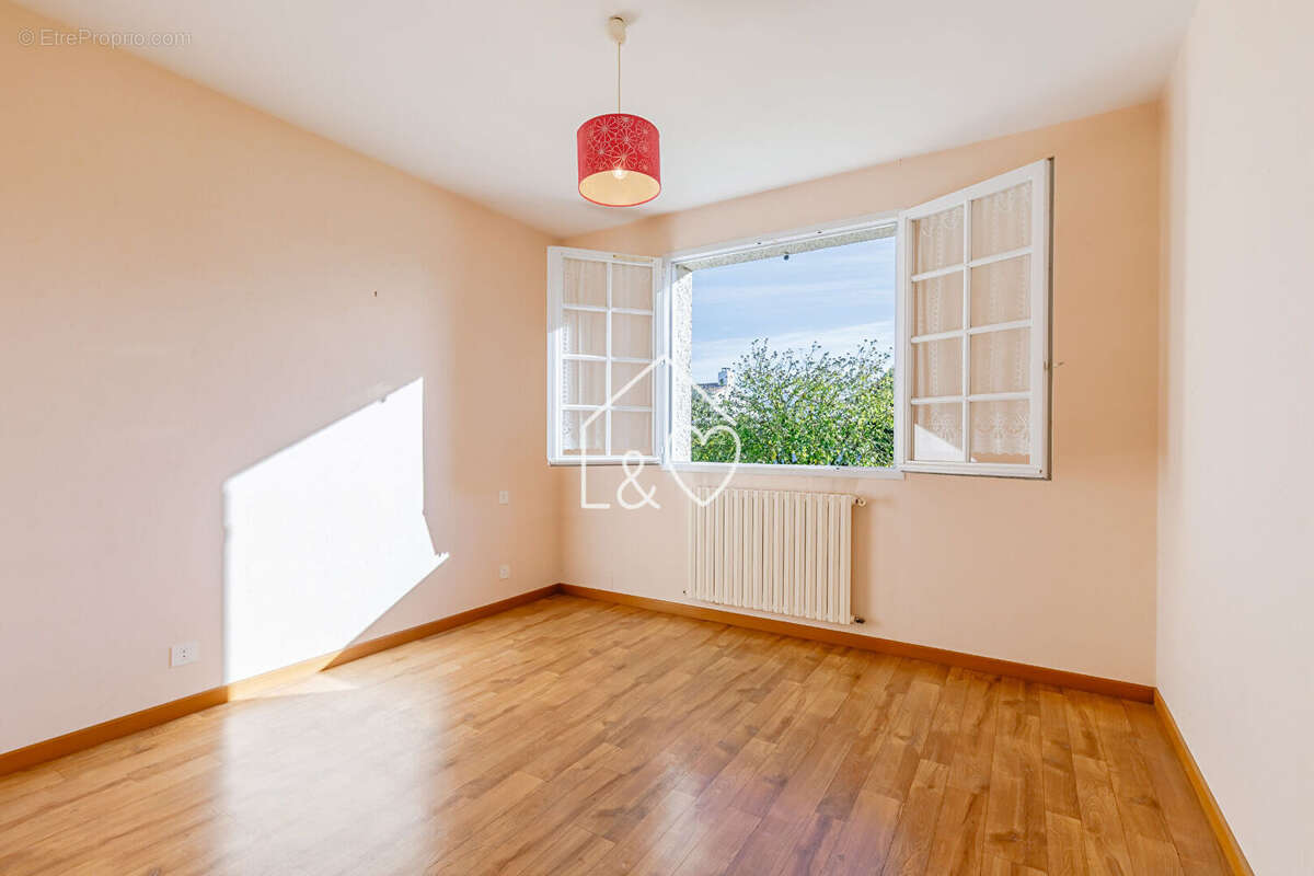 Maison à VENANSAULT