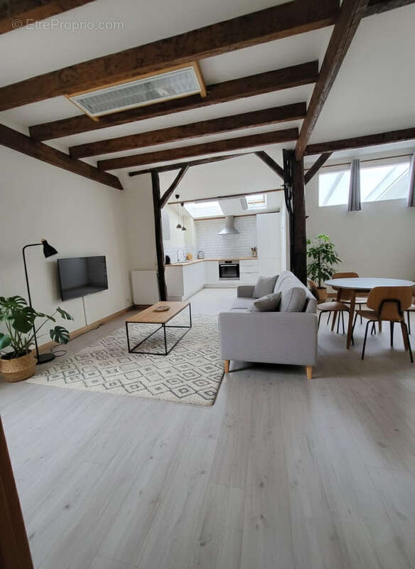 Appartement à PARIS-19E