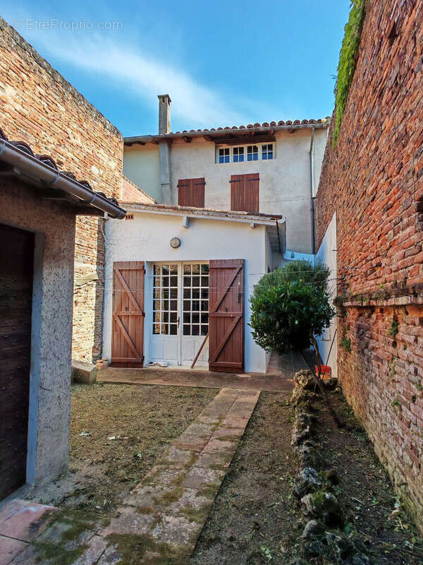 Charmante maison de ville Moissac 4 pièces 144 m² - photo 5