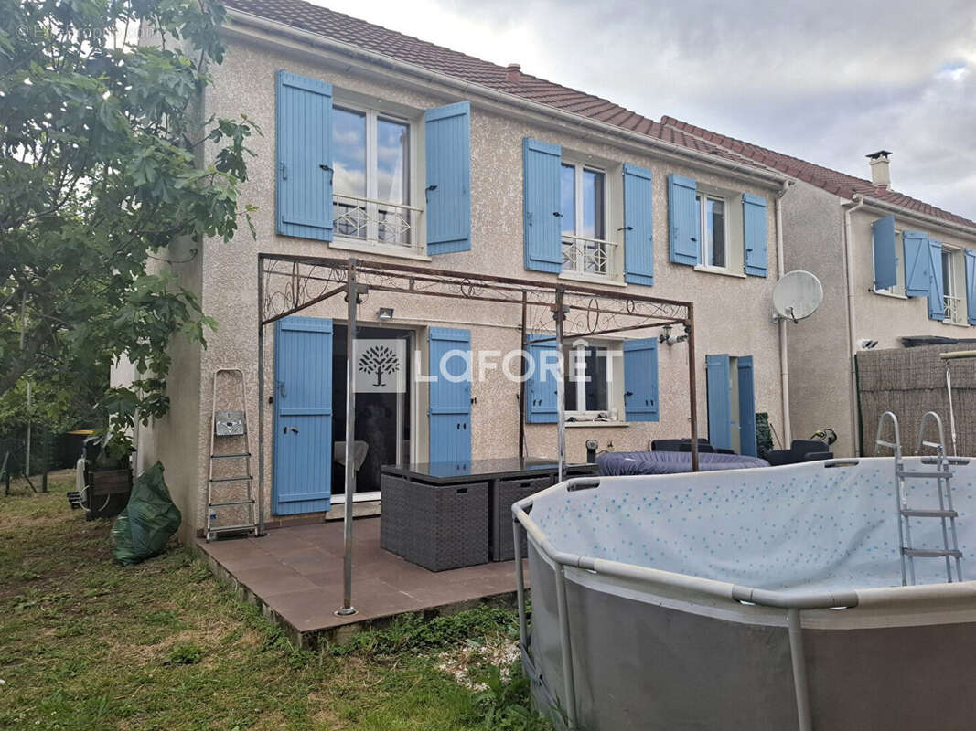 Maison à LES PAVILLONS-SOUS-BOIS