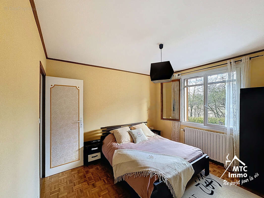 Maison à MORAS