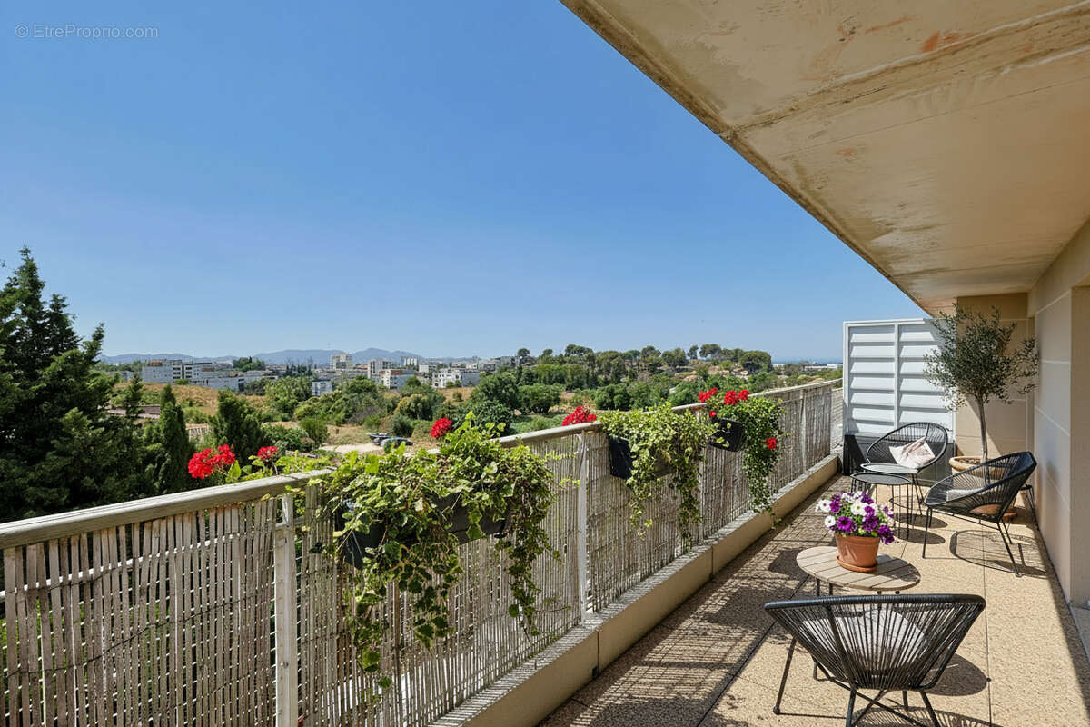 Appartement Marseille 3 pièce(s) 72.40 m2 - photo 5