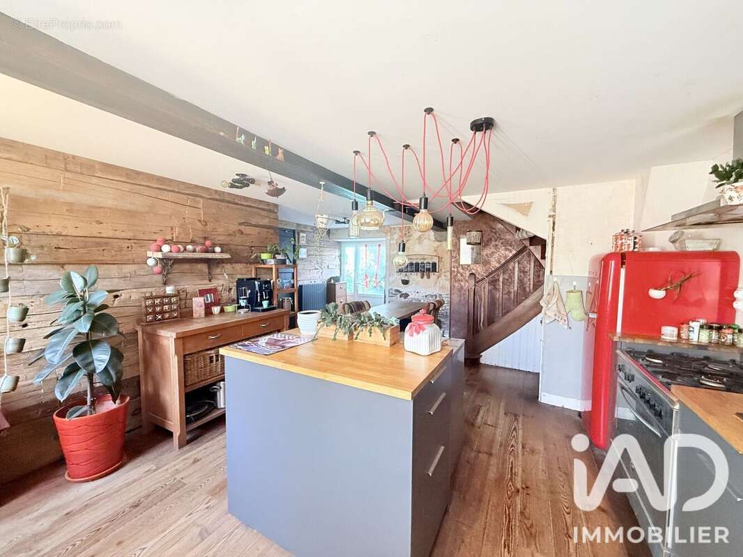 Maison 120 m² à Dol-De-Bretagne  - photo 2