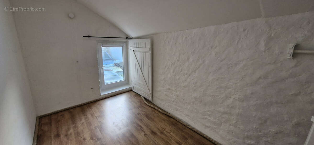 Maison à MORTAGNE-SUR-GIRONDE