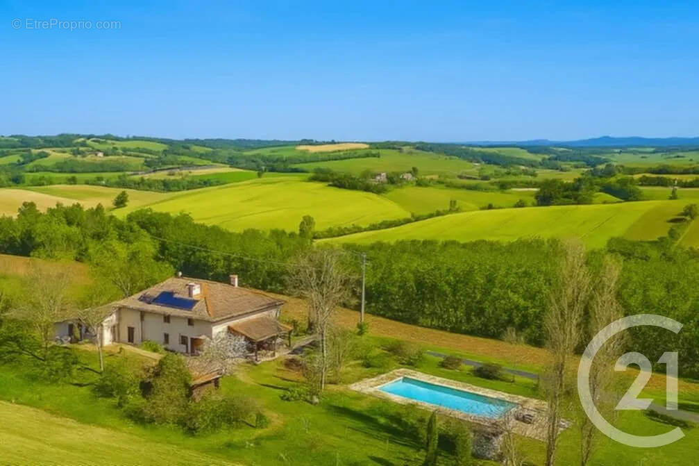 Maison à MONTGAILLARD