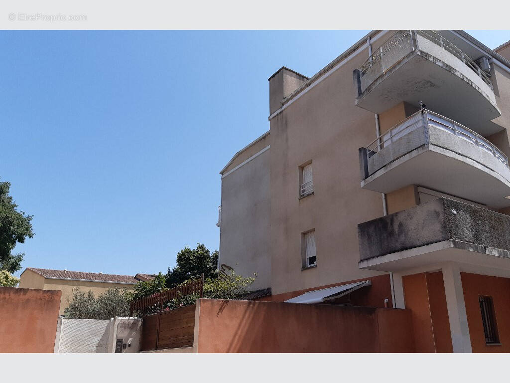 Appartement à NIMES