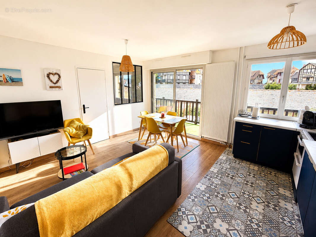 Appartement 2 pieces 28m2 entièrement rénové acces direct plage + cave + parking - photo 12