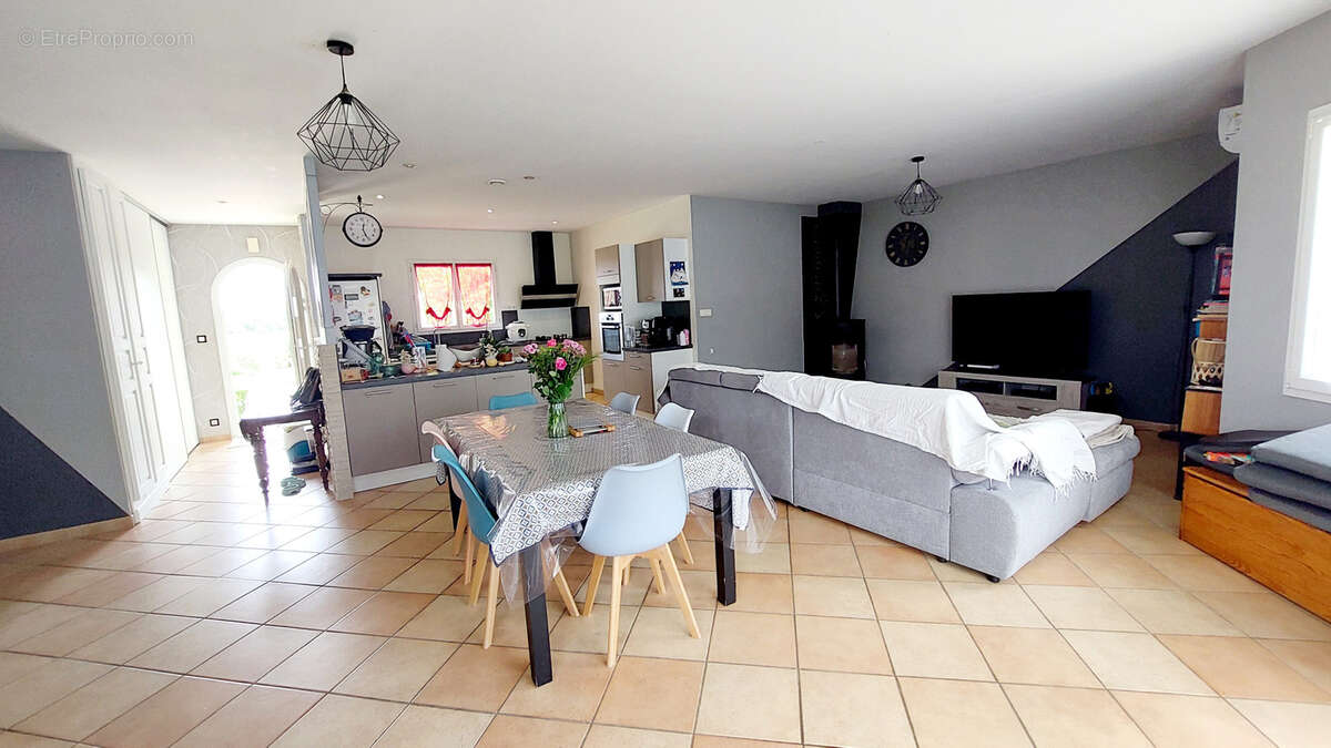 Maison à LA REOLE