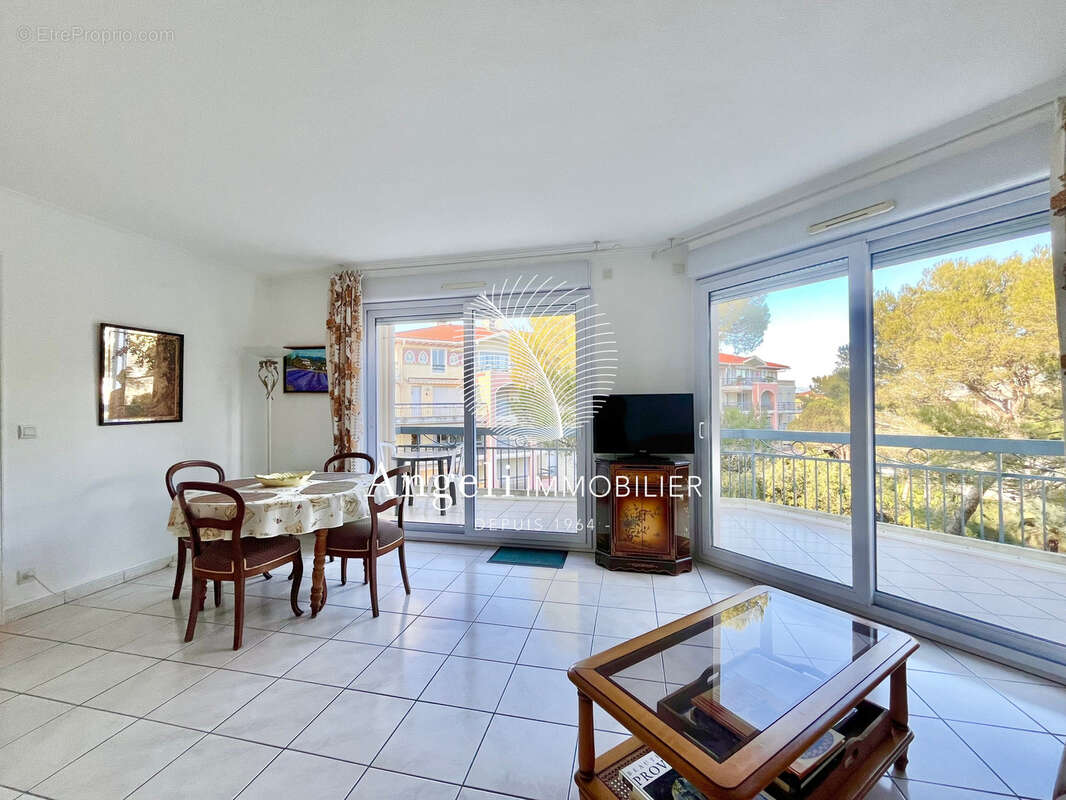 Appartement à FREJUS