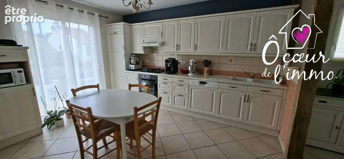 Maison 86 m² à Coron  - photo 3