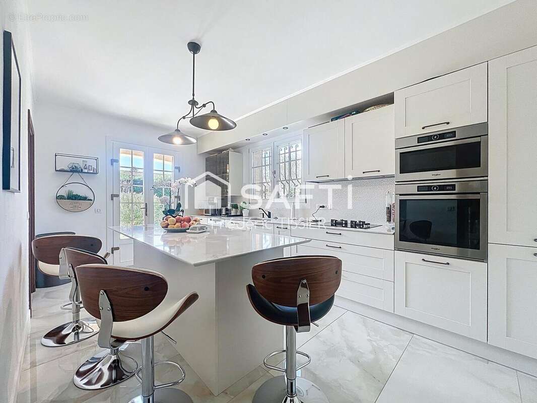 Photo 5 - Maison à LA ROQUETTE-SUR-SIAGNE