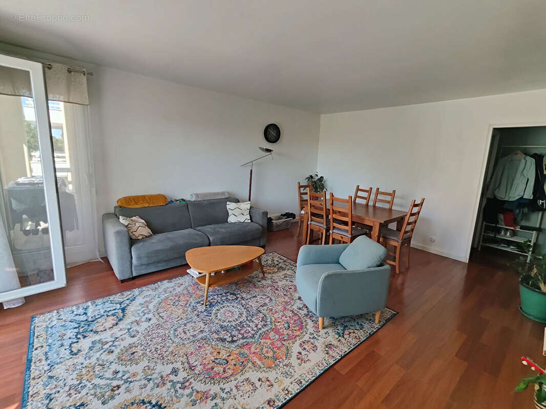Appartement à CARRIERES-SUR-SEINE