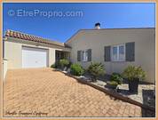 Maison à LES EGLISES-D&#039;ARGENTEUIL