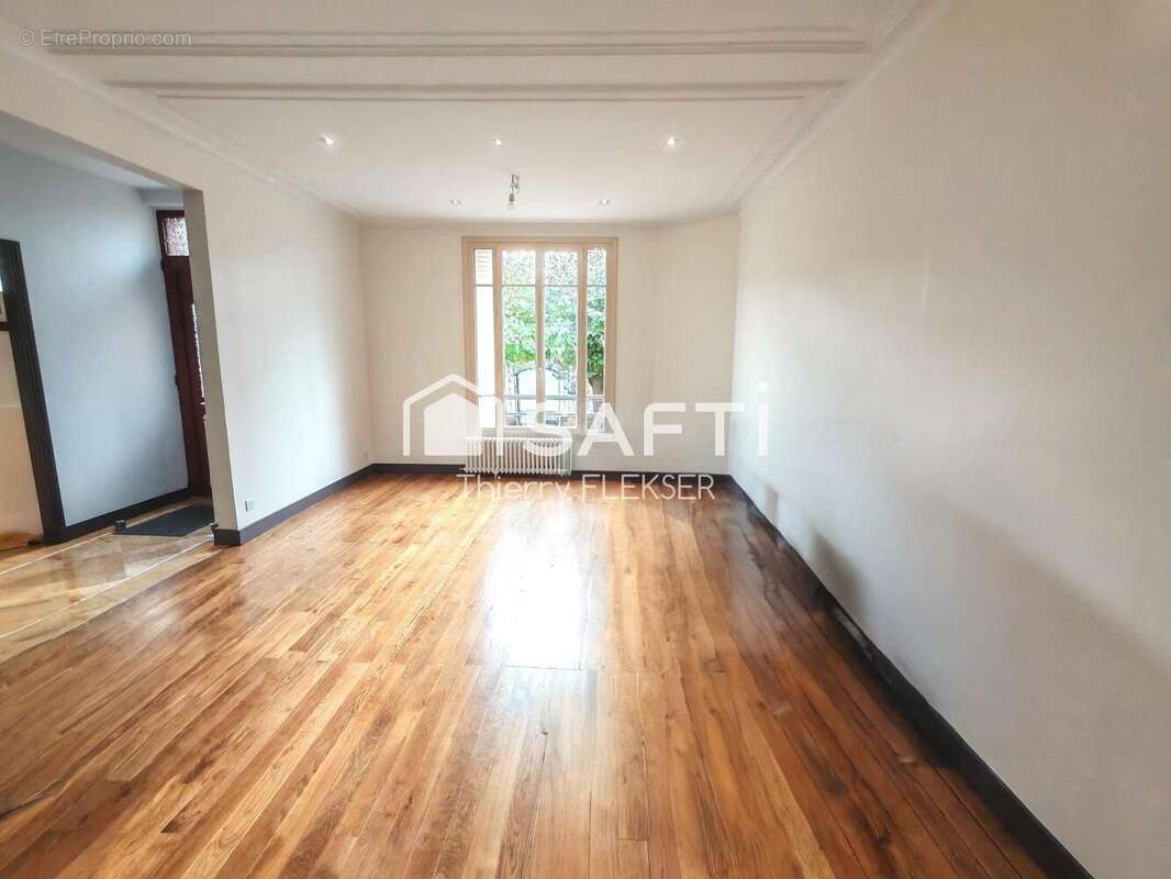 Photo 2 - Maison à BESSANCOURT