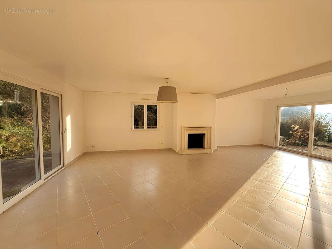 Maison à JOUY-EN-JOSAS