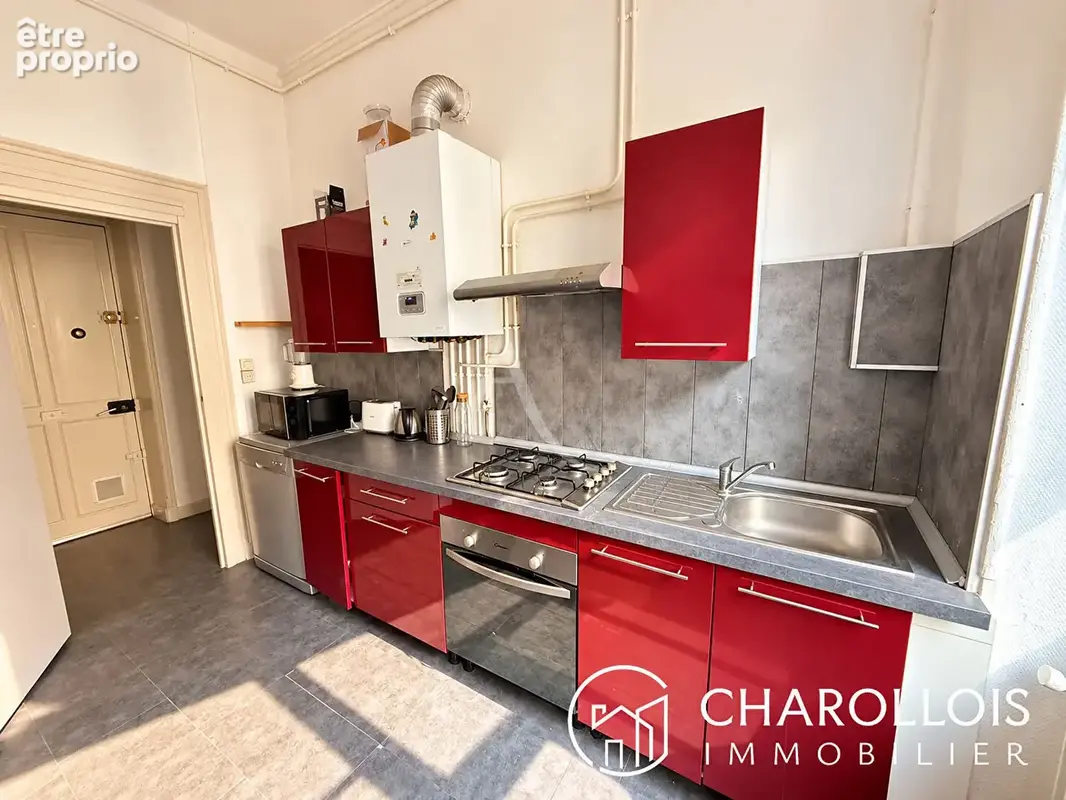 EXCLUSIVITÉ ! Appartement T5 de caractère au coeur de MÂCON - photo 2