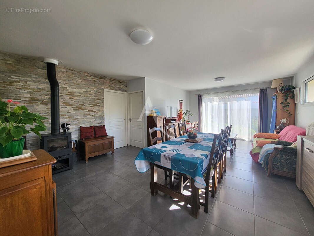 Maison à LA POMMERAYE