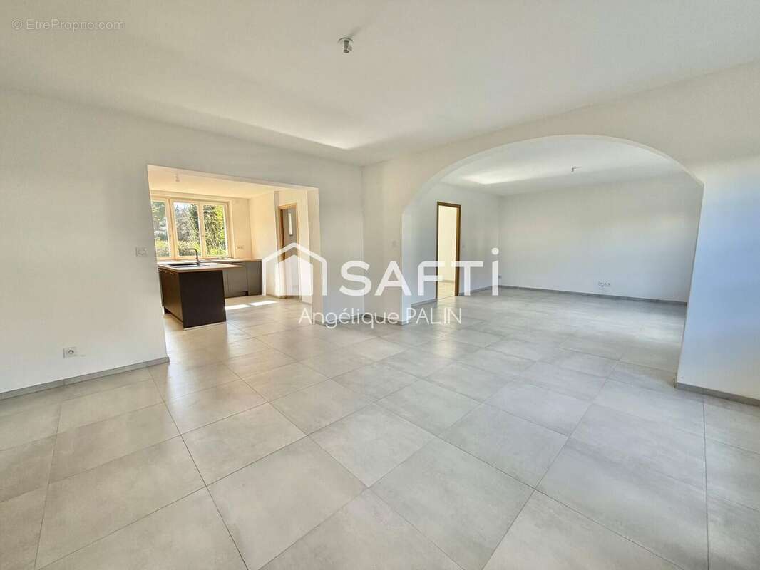 Photo 2 - Maison à LES ISLETTES