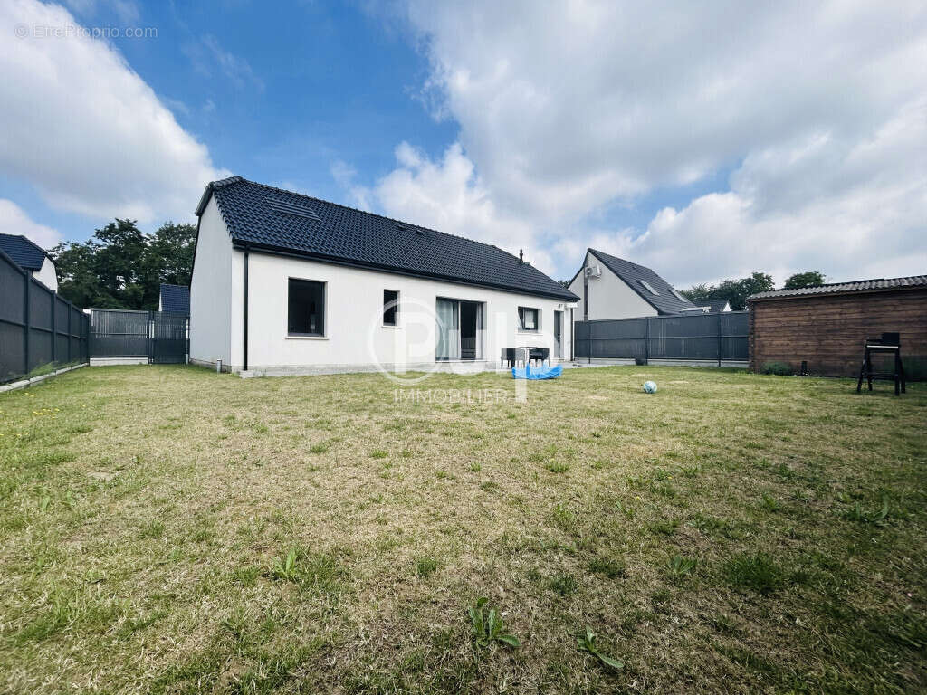 Maison à SALLAUMINES