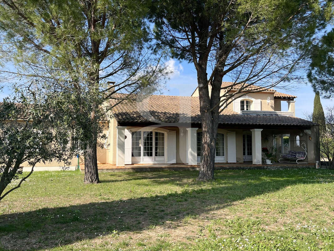 Maison à SAINT-ETIENNE-DU-GRES