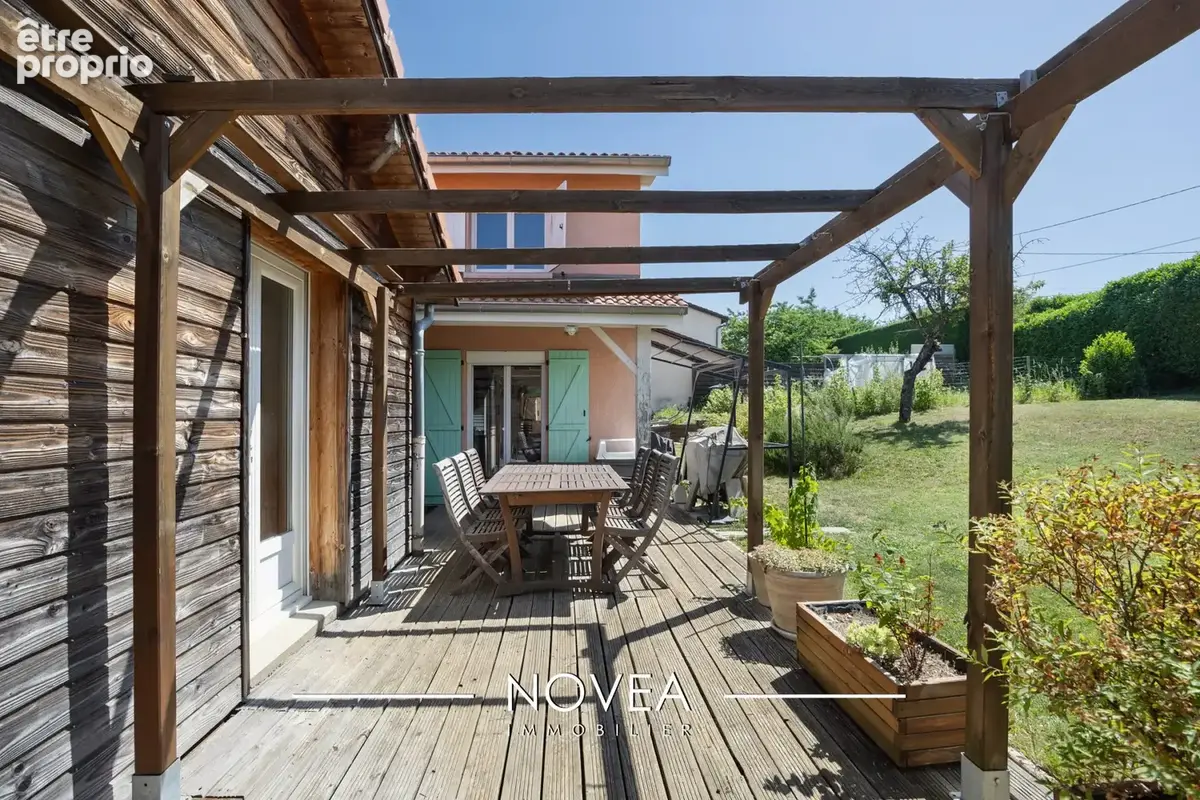 Maison 183 m² à Miserieux  - photo 3