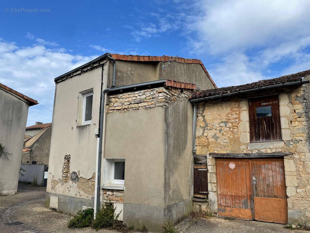 Maison à POITIERS