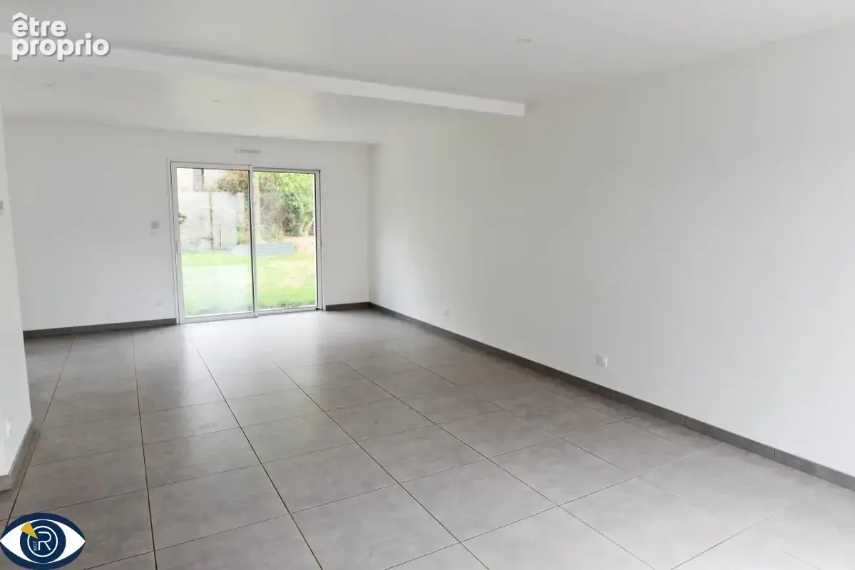 Maison 140 m² à Change  - photo 3