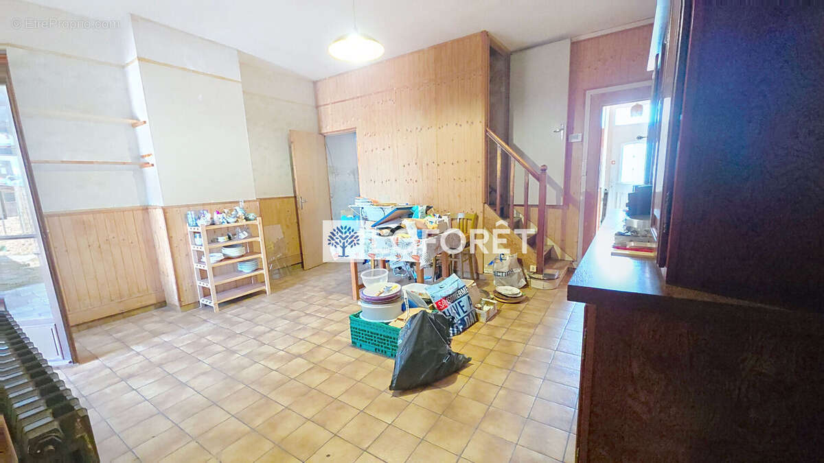 Maison de ville avec potentiel de plain-pied et jardin  Chauny 4 pièce(s) 90m2 - photo 2