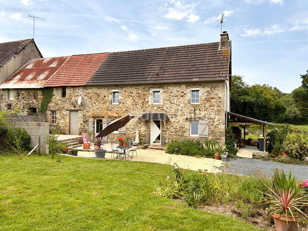 Maison à LE LOREY